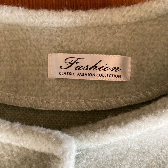 3/$15 Women's Jacket/Coat , Fuzzy, Hidden Buttons, Scoop Neck Sage/Mint Green - Picture 5 of 13